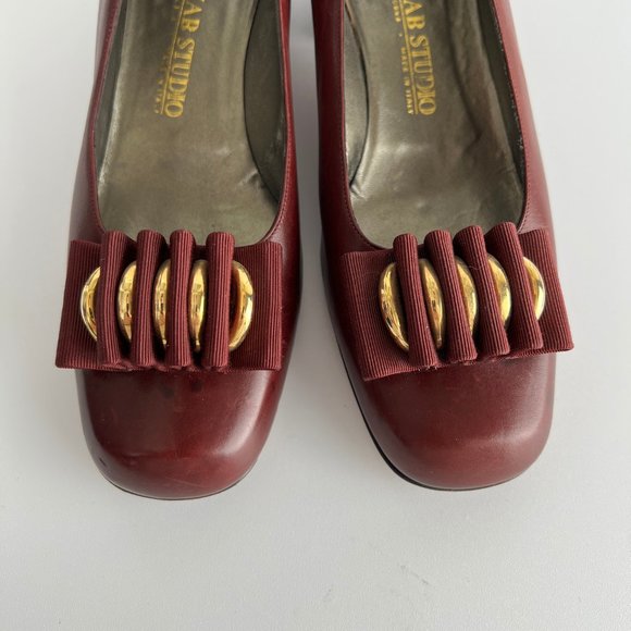 Vintage Leather Ribbon Metal Ring Rounded Square Closed Toe Short Chunky Heel - Picture 5 of 8
